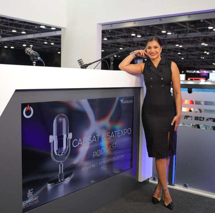 MC dija hosting the SAT Expo Podcast alt="MC Dija hosting Cabsat SatExpo podcast in Dubai"